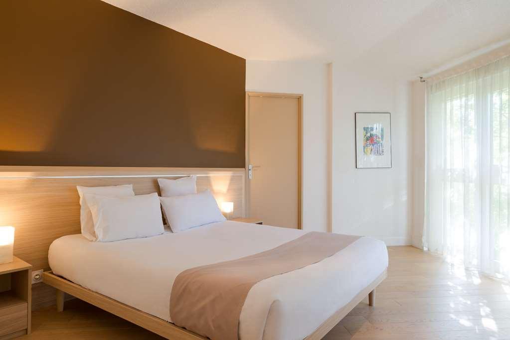 Hotel Le Barry, Toulouse Nord Gratentour Room photo