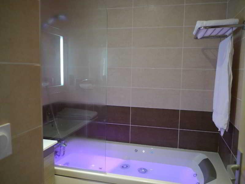 Hotel Le Barry, Toulouse Nord Gratentour Exterior photo